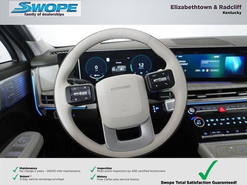 Certified 2025 Hyundai Santa Fe Calligraphy image 17