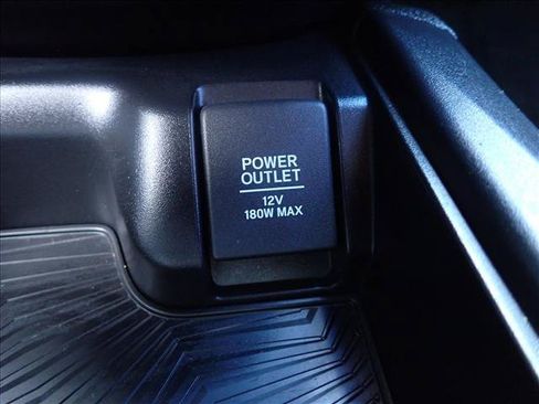 Used 2018 Honda CR-V LX image 17