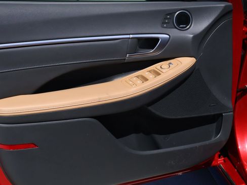 Used 2021 Hyundai Sonata Limited image 16