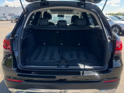 Used 2022 Mercedes-Benz GLC 300 4MATIC image 9