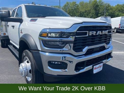 New 2025 RAM 4500 Tradesman image 9