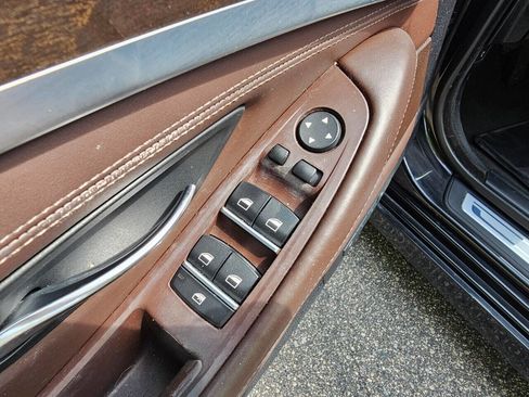Used 2015 BMW 535i xDrive Sedan image 11