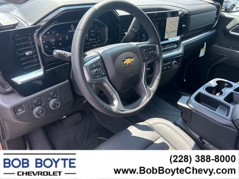 New 2026 Chevrolet Silverado 1500 LT w/ Leather Package image 7