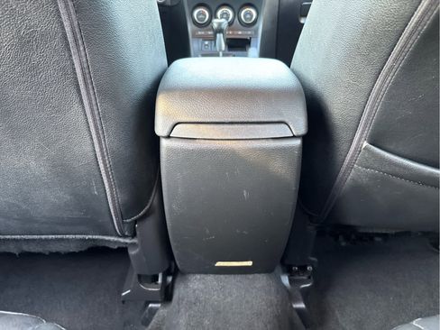 Used 2013 MAZDA MAZDA3 i Grand Touring image 11