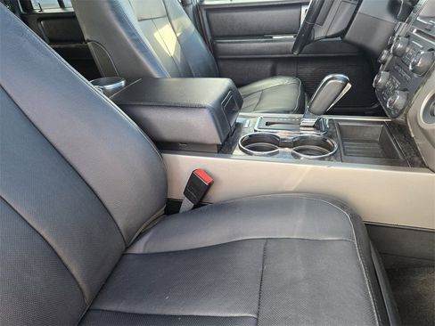 Used 2015 Ford Expedition Limited image 10