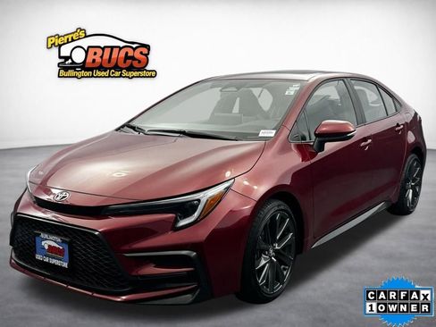 Used 2025 Toyota Corolla XSE FWD image 1