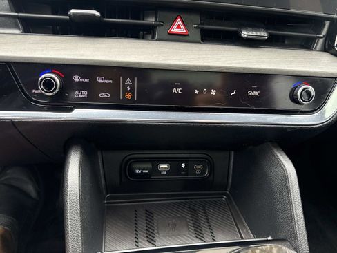 Used 2023 Kia Sportage X-Line w/ X-Line Premium Package AWD/4WD image 26