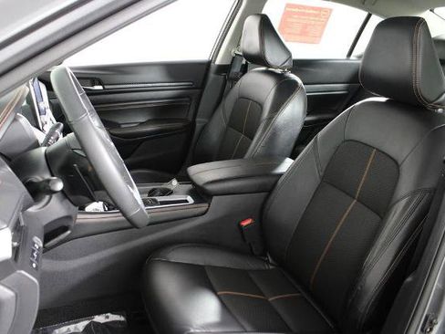 Certified 2022 Nissan Altima 2.5 SR image 18