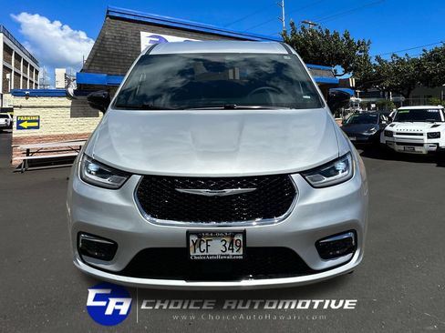 Used 2026 Chrysler Pacifica Select FWD image 11