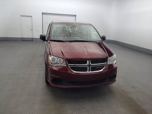 Used 2019 Dodge Grand Caravan SE FWD image 14