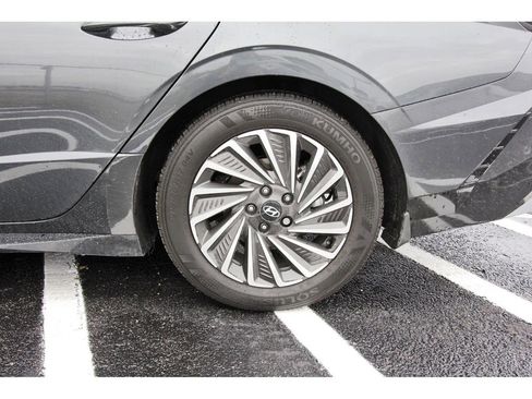 Certified 2025 Hyundai Sonata Limited image 34