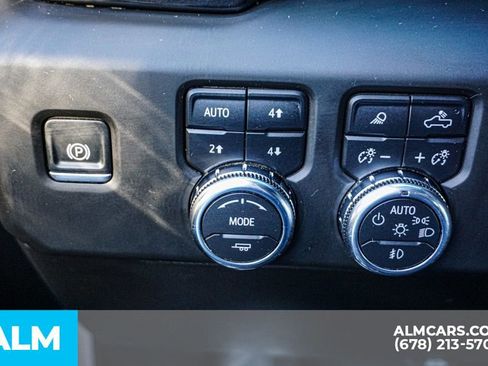 Used 2025 GMC Sierra 1500 AT4 w/ AT4 Preferred Package AWD/4WD image 46