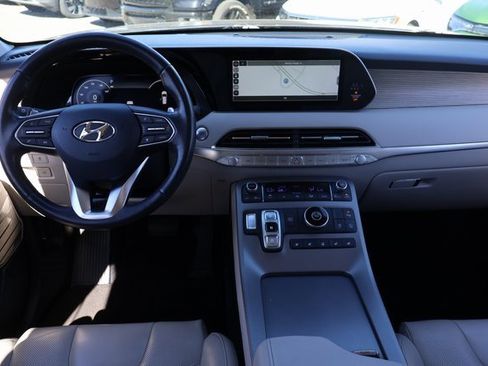Used 2022 Hyundai Palisade Calligraphy image 13