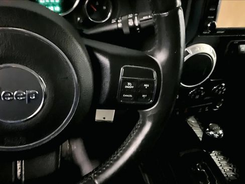 Used 2013 Jeep Wrangler Sahara w/ Dual Top Group image 26