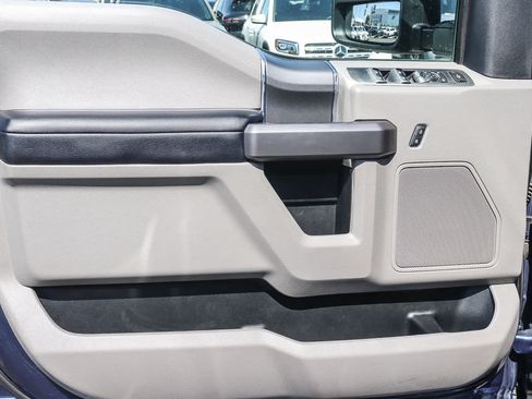 Used 2020 Ford F250 XLT w/ XLT Premium Package image 25