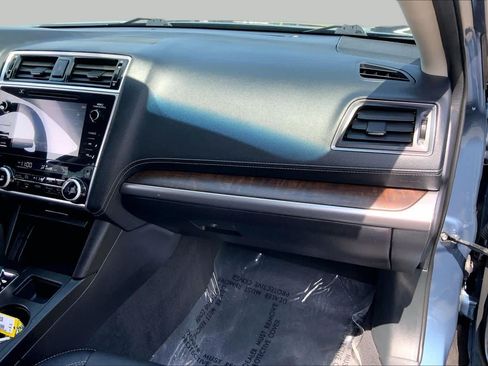 Used 2018 Subaru Outback 2.5i Limited w/ 50th Anniversary Edition AWD/4WD image 19
