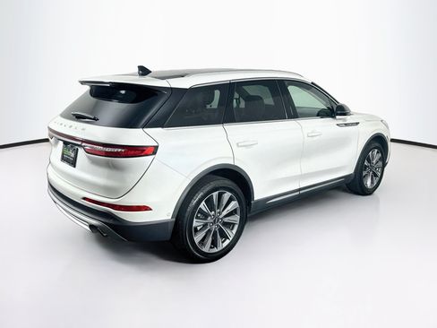Used 2020 Lincoln Corsair Reserve w/ Equipment Group 201A FWD image 9