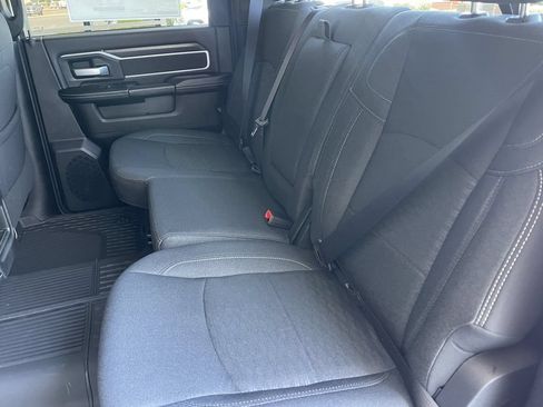 New 2026 RAM 2500 Big Horn AWD/4WD image 12