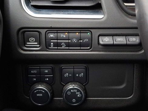 Used 2021 Chevrolet Tahoe Premier AWD/4WD image 26