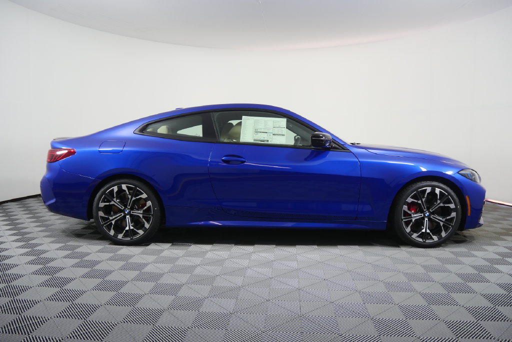 Used 2027 BMW 430i Coupe w/ M Sport Package RWD image 6