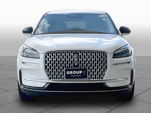 Used 2024 Lincoln Corsair FWD image 4