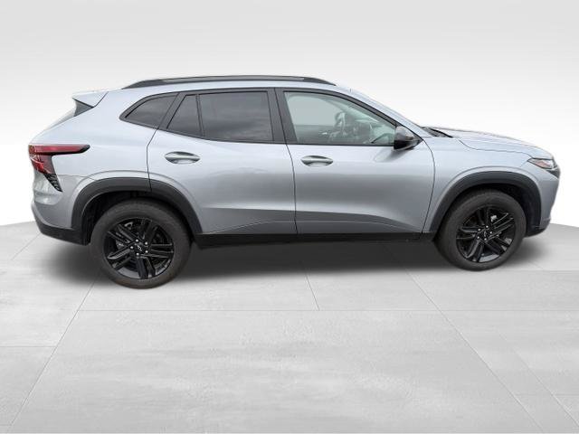 Certified 2024 Chevrolet Trax ACTIV w/ Sunroof Package FWD image 10