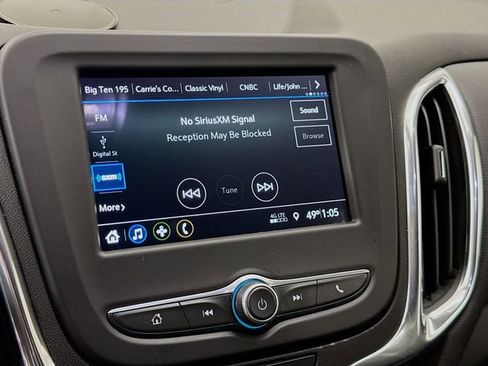 Used 2019 Chevrolet Equinox LT image 16