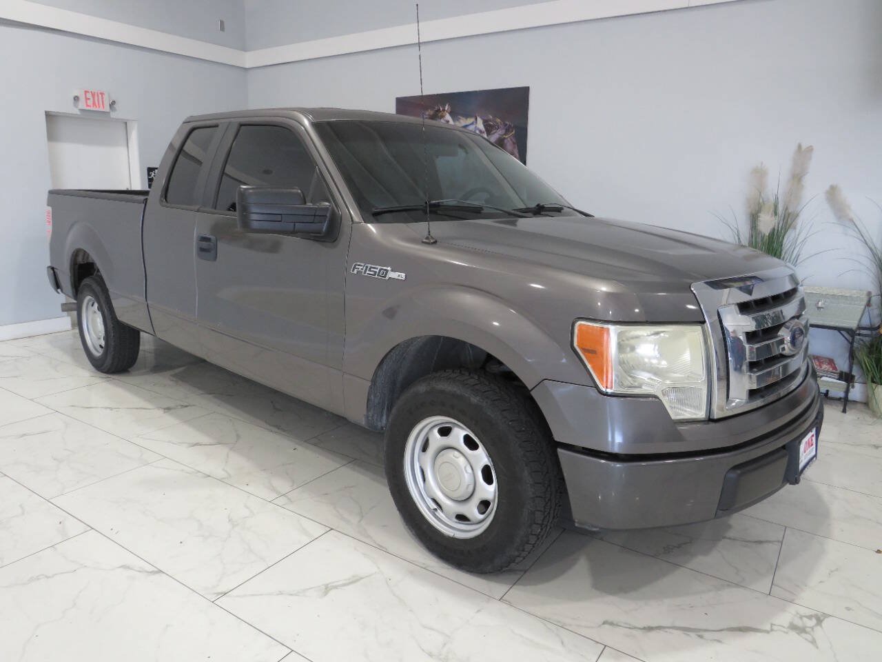 Used 2014 Ford F150 XL w/ Power Equipment Group RWD image 2
