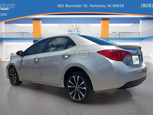 Used 2017 Toyota Corolla SE FWD image 5