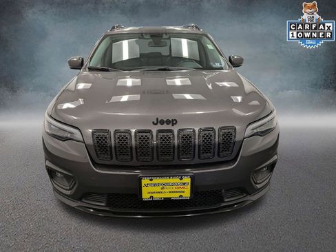 Used 2019 Jeep Cherokee Latitude Plus AWD/4WD image 2