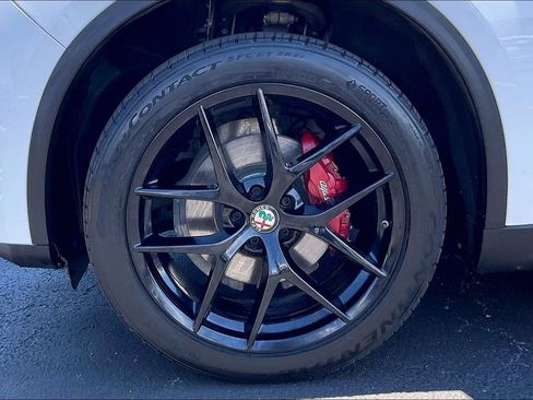 Used 2018 Alfa Romeo Stelvio Ti Sport AWD/4WD image 8