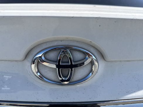 Used 2015 Toyota Camry SE image 14