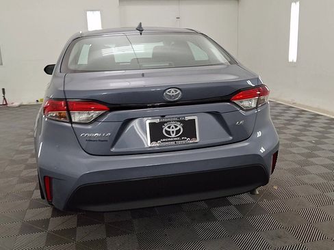 Used 2024 Toyota Corolla LE image 3
