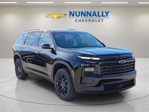 New 2026 Chevrolet Traverse LT w/ Enhanced Driving Package image 7