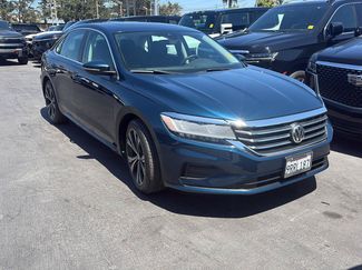 Used 2021 Volkswagen Passat 2.0T SE FWD video 1