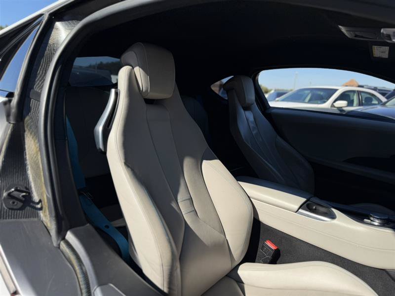 Used 2015 BMW i8 AWD/4WD image 49