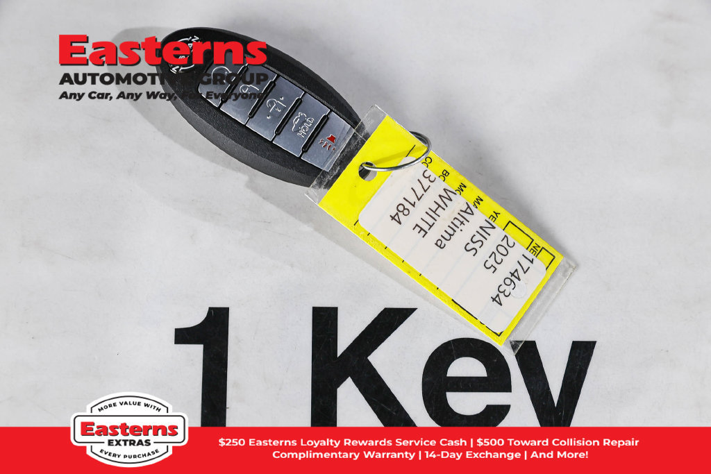 Used 2024 Nissan Altima 2.0 SR FWD image 24