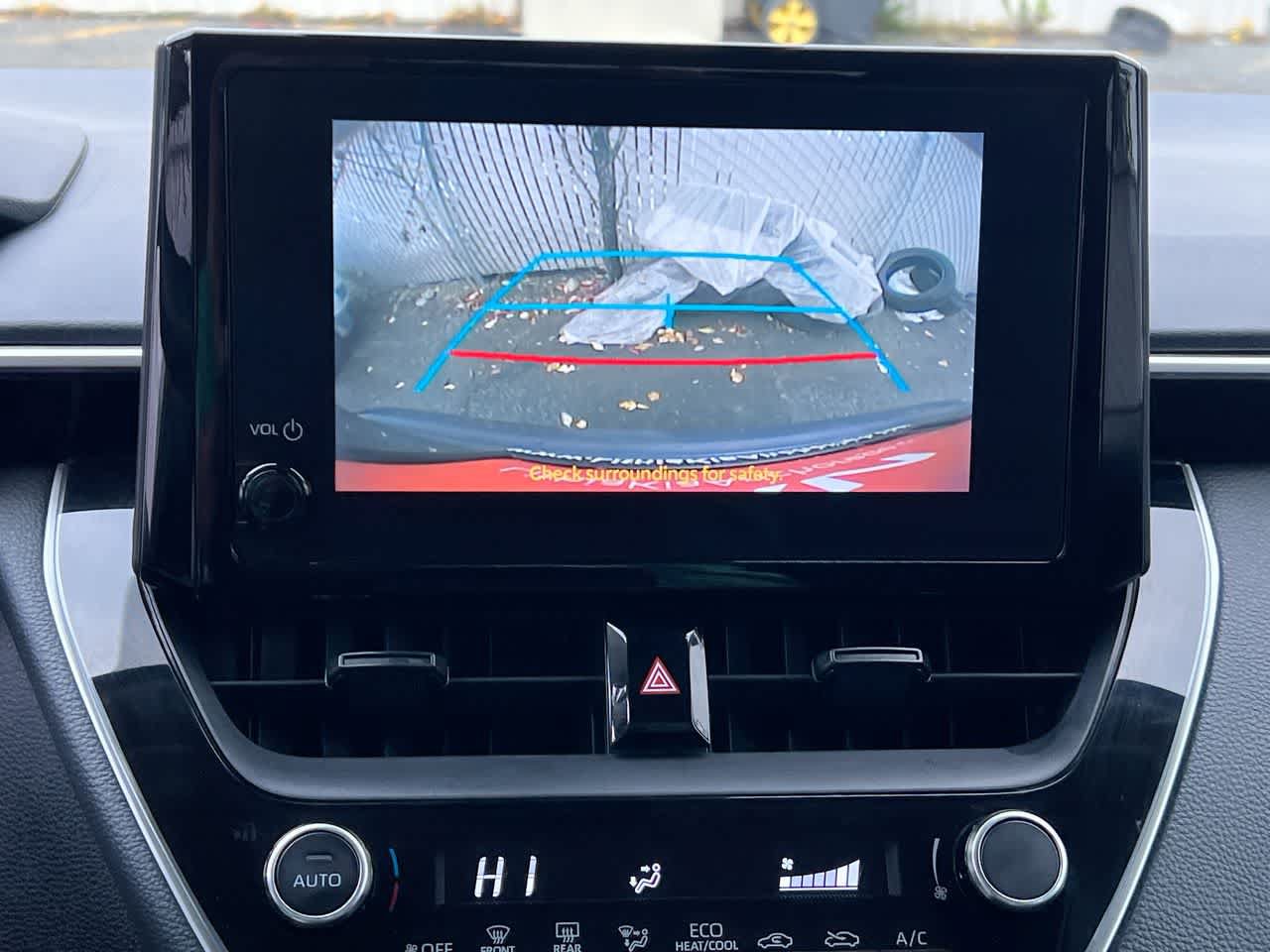Used 2023 Toyota Corolla LE FWD image 17