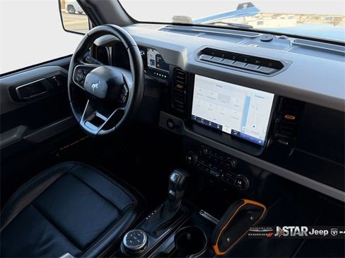 Used 2021 Ford Bronco Badlands image 17