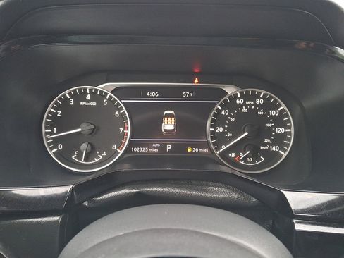 Used 2023 Nissan Pathfinder SL AWD/4WD image 26