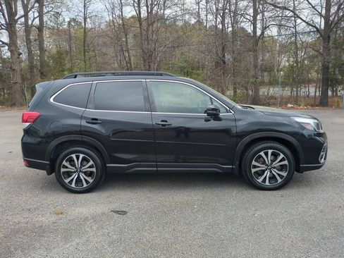 Used 2020 Subaru Forester Limited w/ Popular Package #3 AWD/4WD image 3