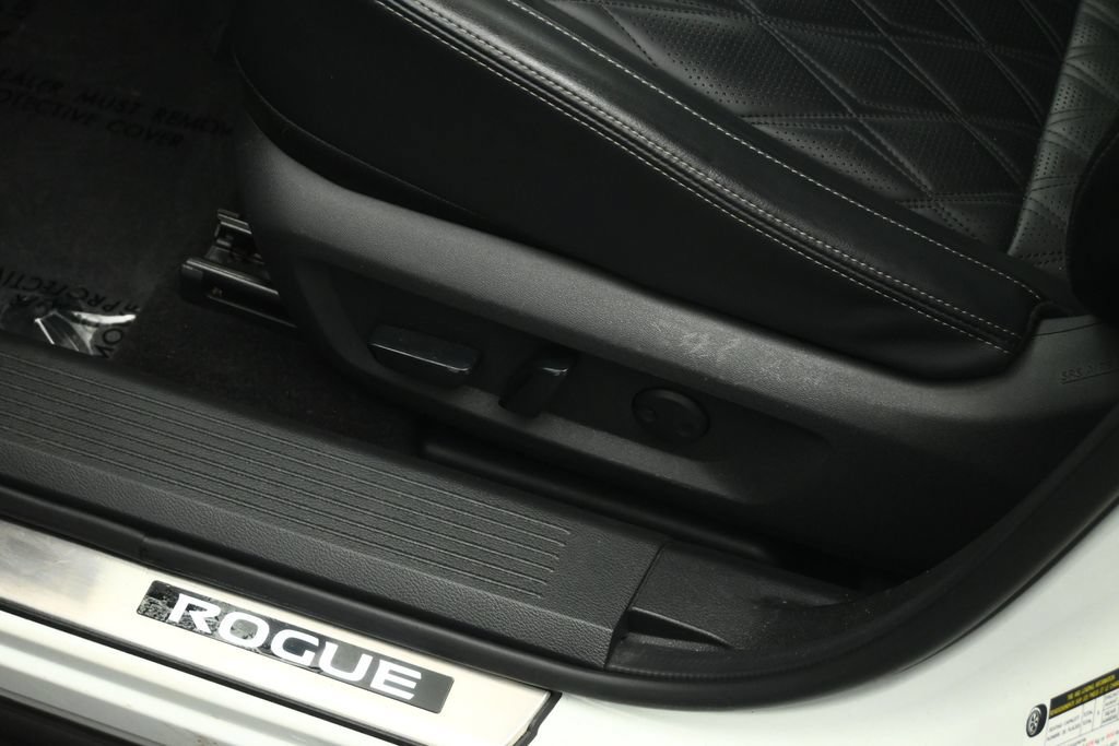 Used 2023 Nissan Rogue Platinum w/ Platinum Premium Package AWD/4WD image 51