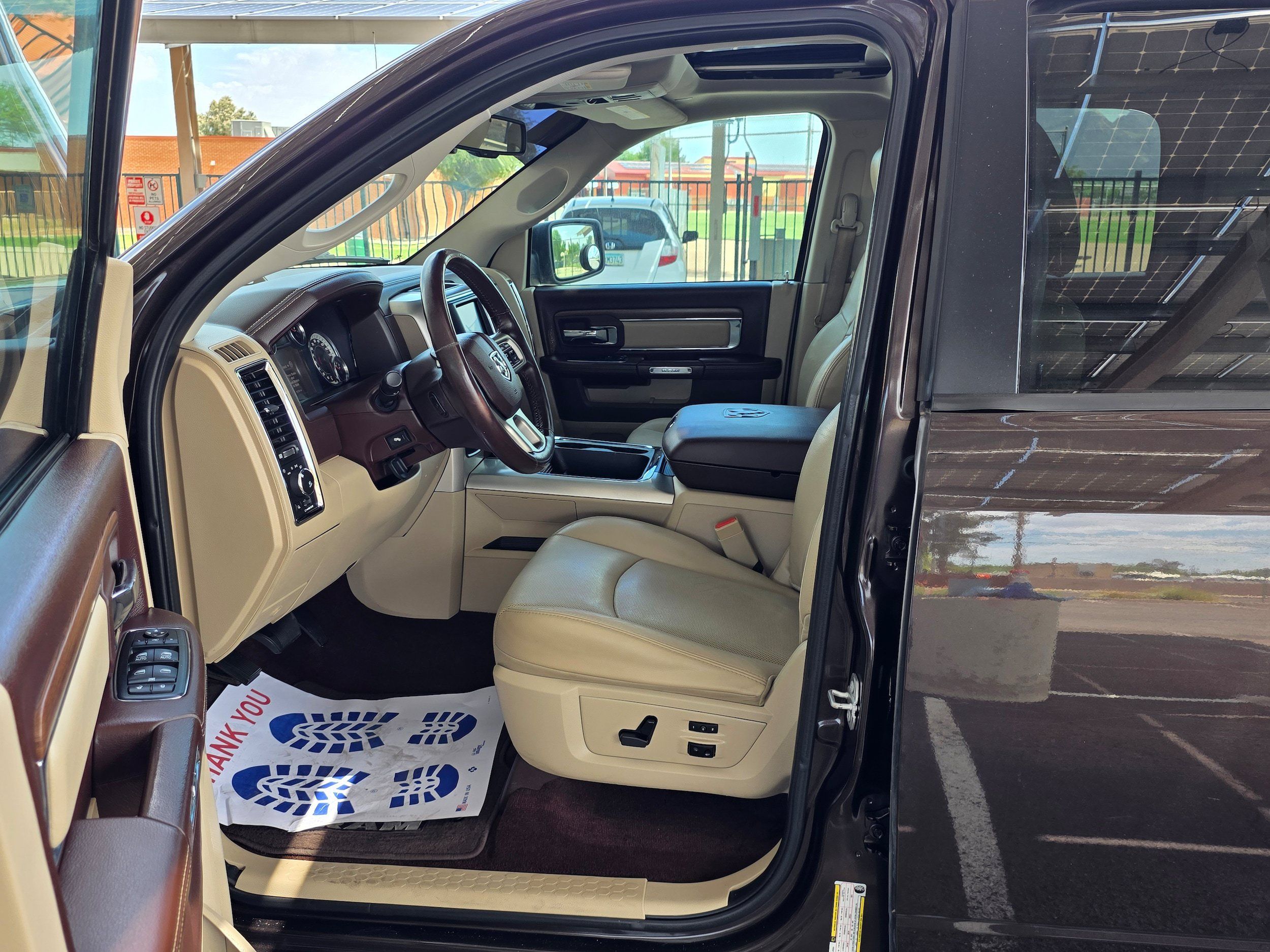 Used 2017 RAM 1500 Laramie w/ Convenience Group RWD image 13