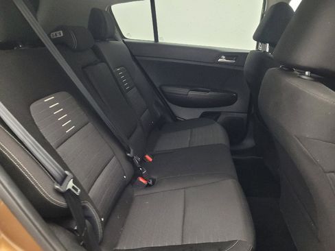 Used 2018 Kia Sportage LX AWD/4WD image 19