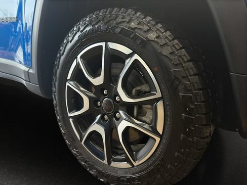 Used 2026 Jeep Compass Trailhawk AWD/4WD image 21