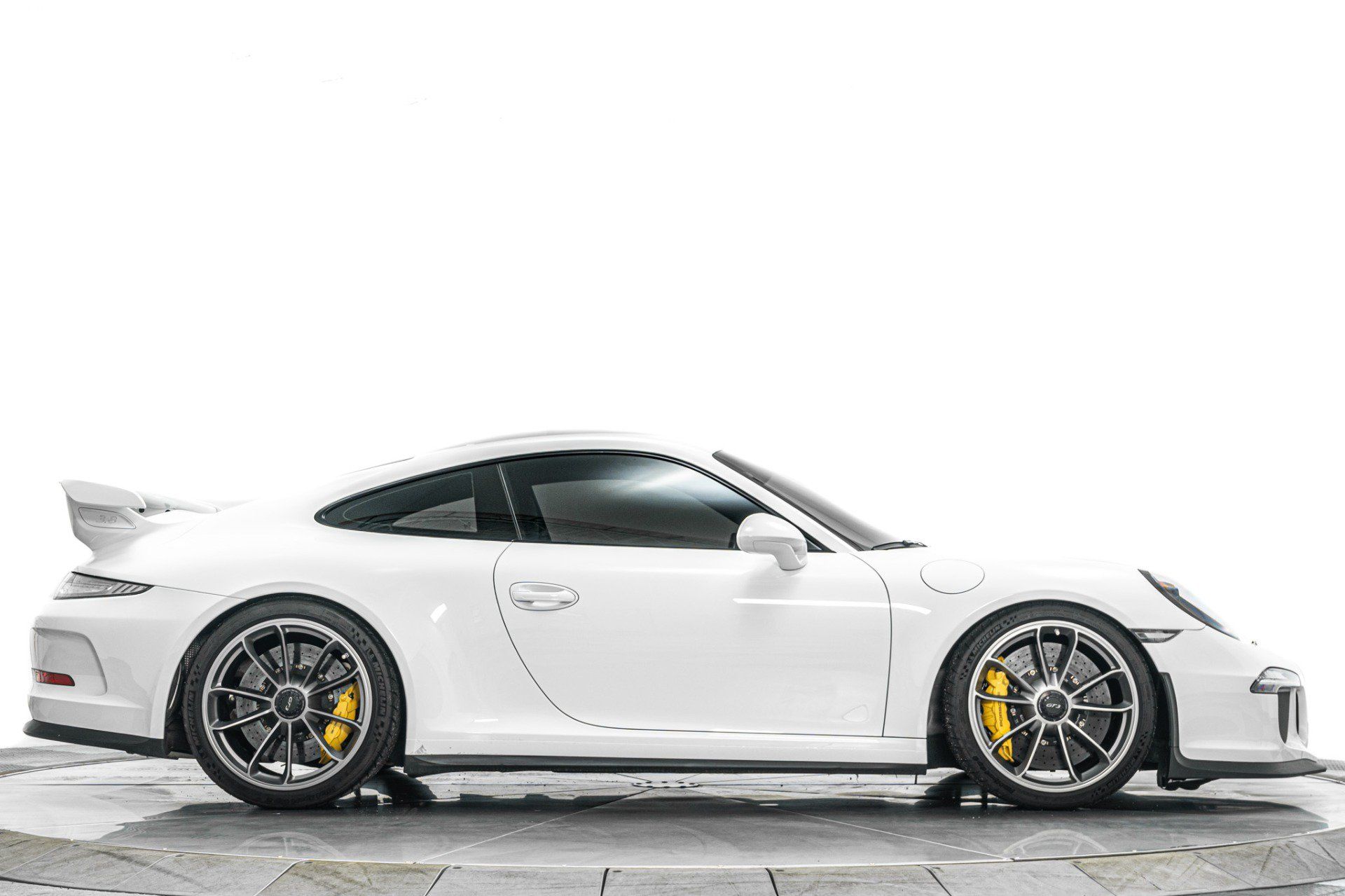 Used 2014 Porsche 911 GT3 RWD image 43