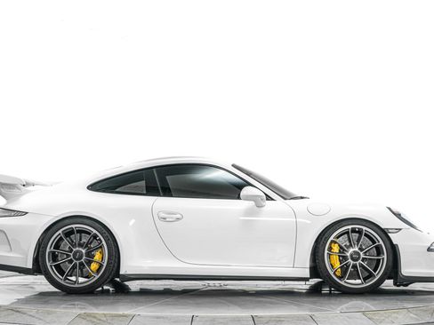 Used 2014 Porsche 911 GT3 RWD image 43