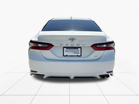 Used 2024 Toyota Camry SE FWD image 7