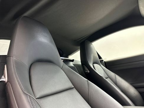 Used 2016 Porsche Cayman RWD image 26