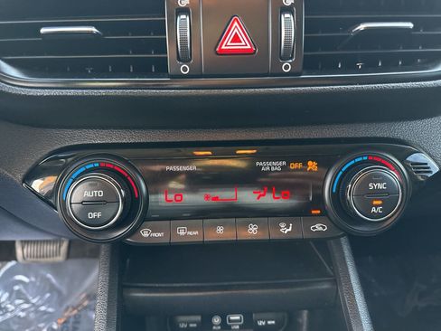 Used 2019 Kia Forte LXS image 27